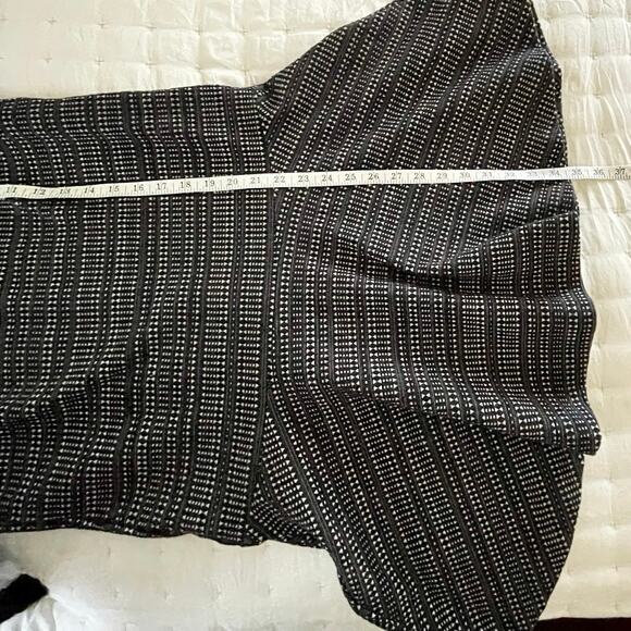 LOFT Drop Waist Geometric Print Knit Dress Women's S | Black White Transitional - Picture 8 of 10